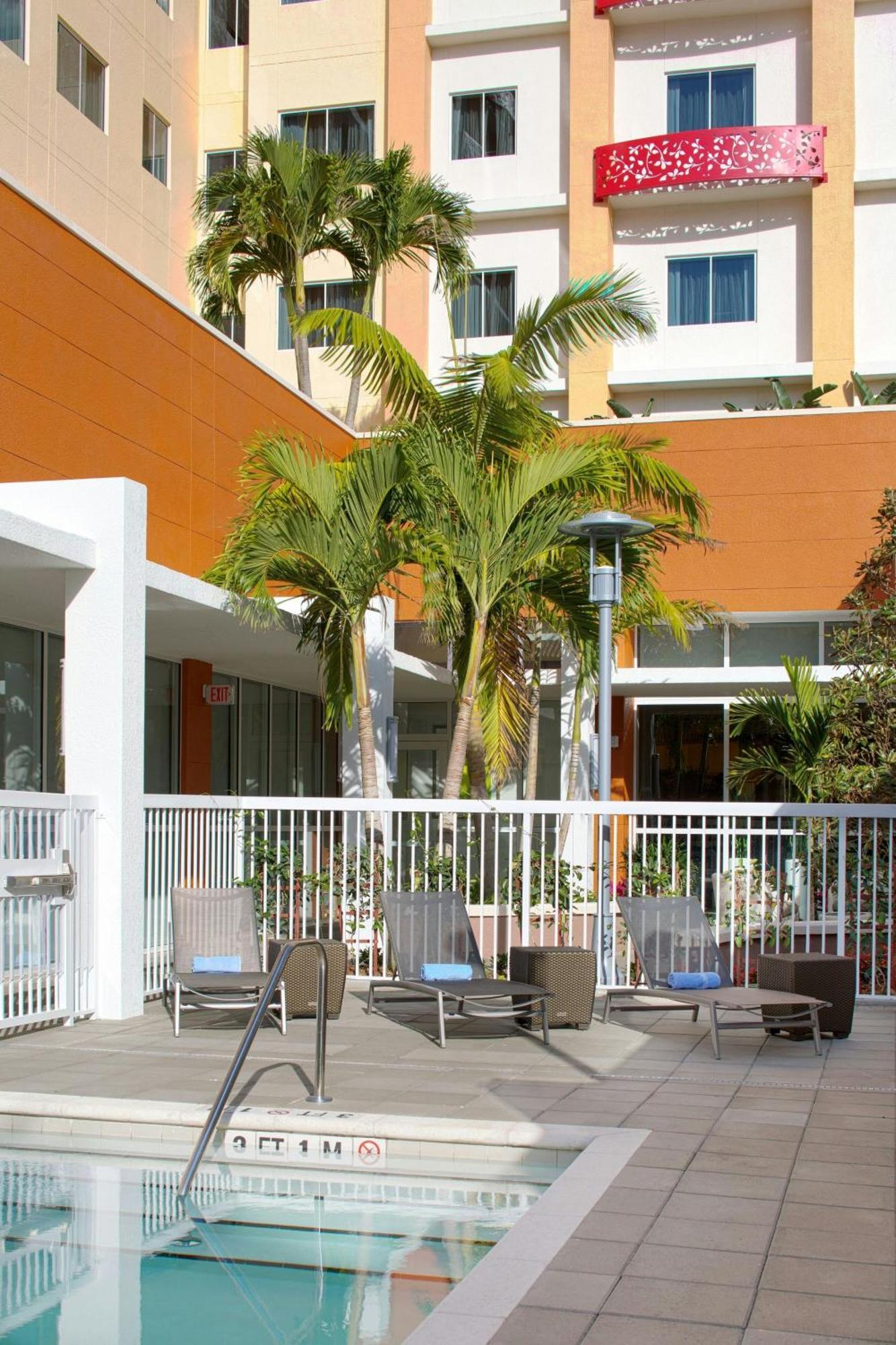 Residence Inn By Marriott West Palm Beach Downtown מראה חיצוני תמונה