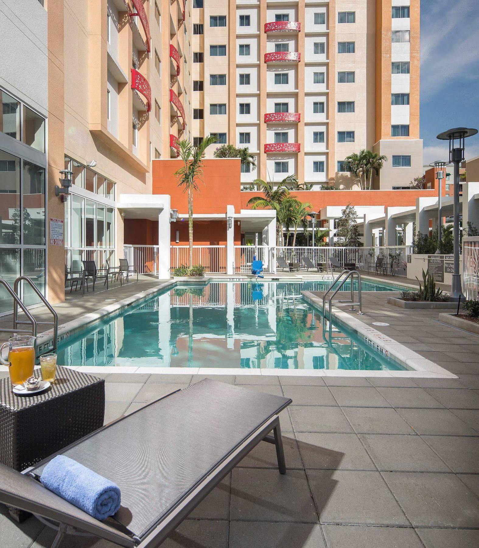 Residence Inn By Marriott West Palm Beach Downtown מראה חיצוני תמונה